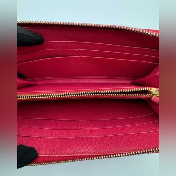 Prada Wallet | Good Condition - Picture 14 of 16